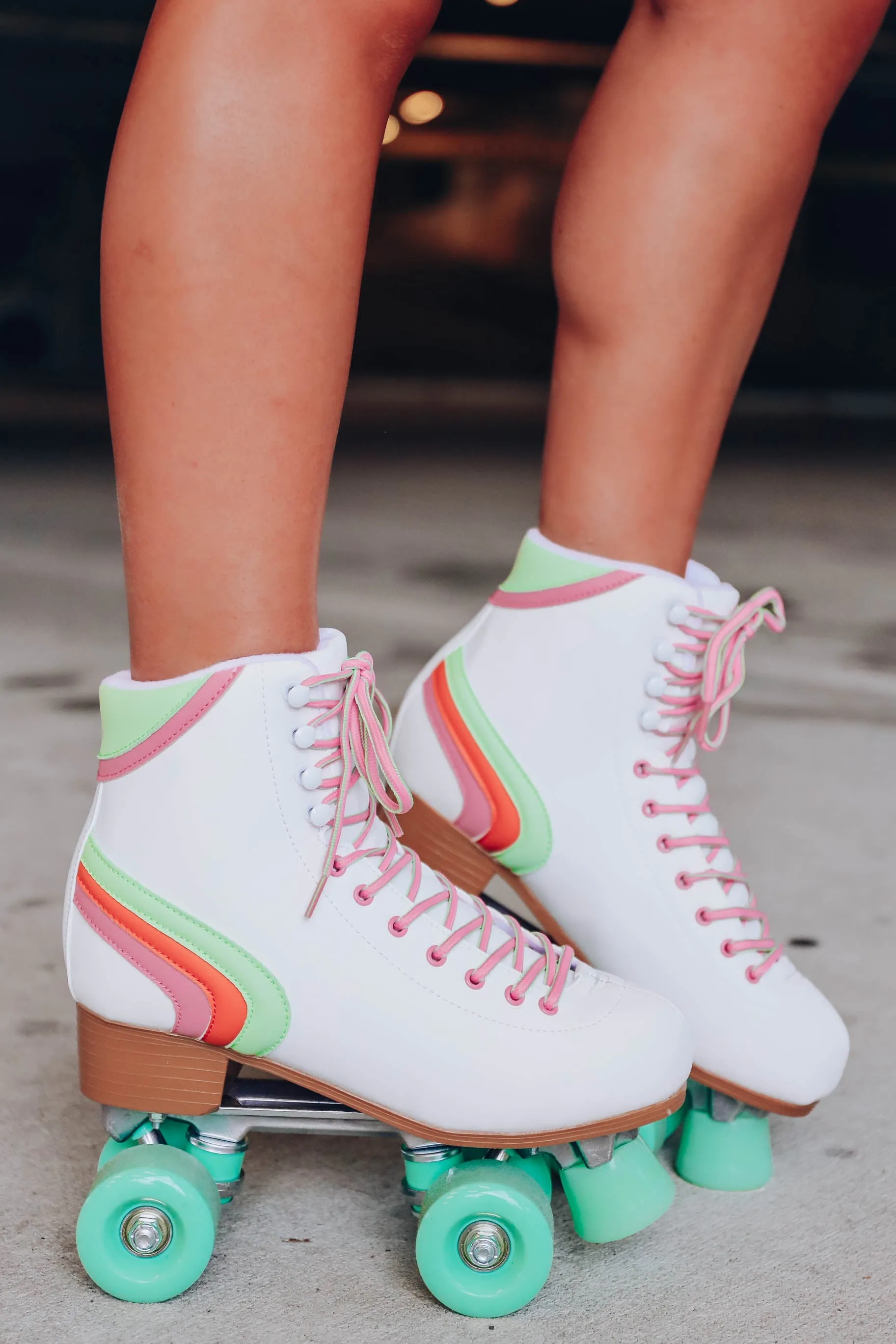 Cosmic Skates - White